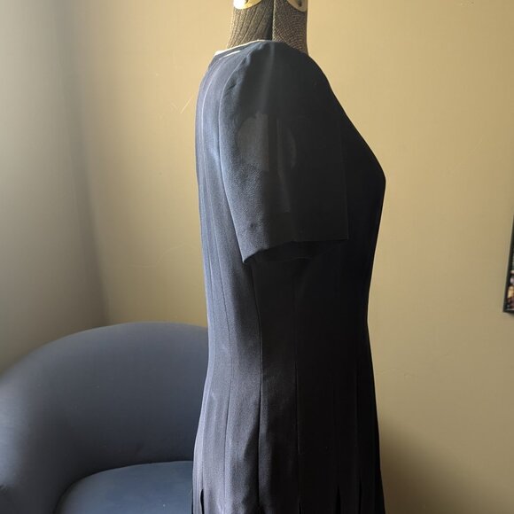 Cynthia Howie for Maggy Boutique Navy pleated dress - Picture 4 of 9